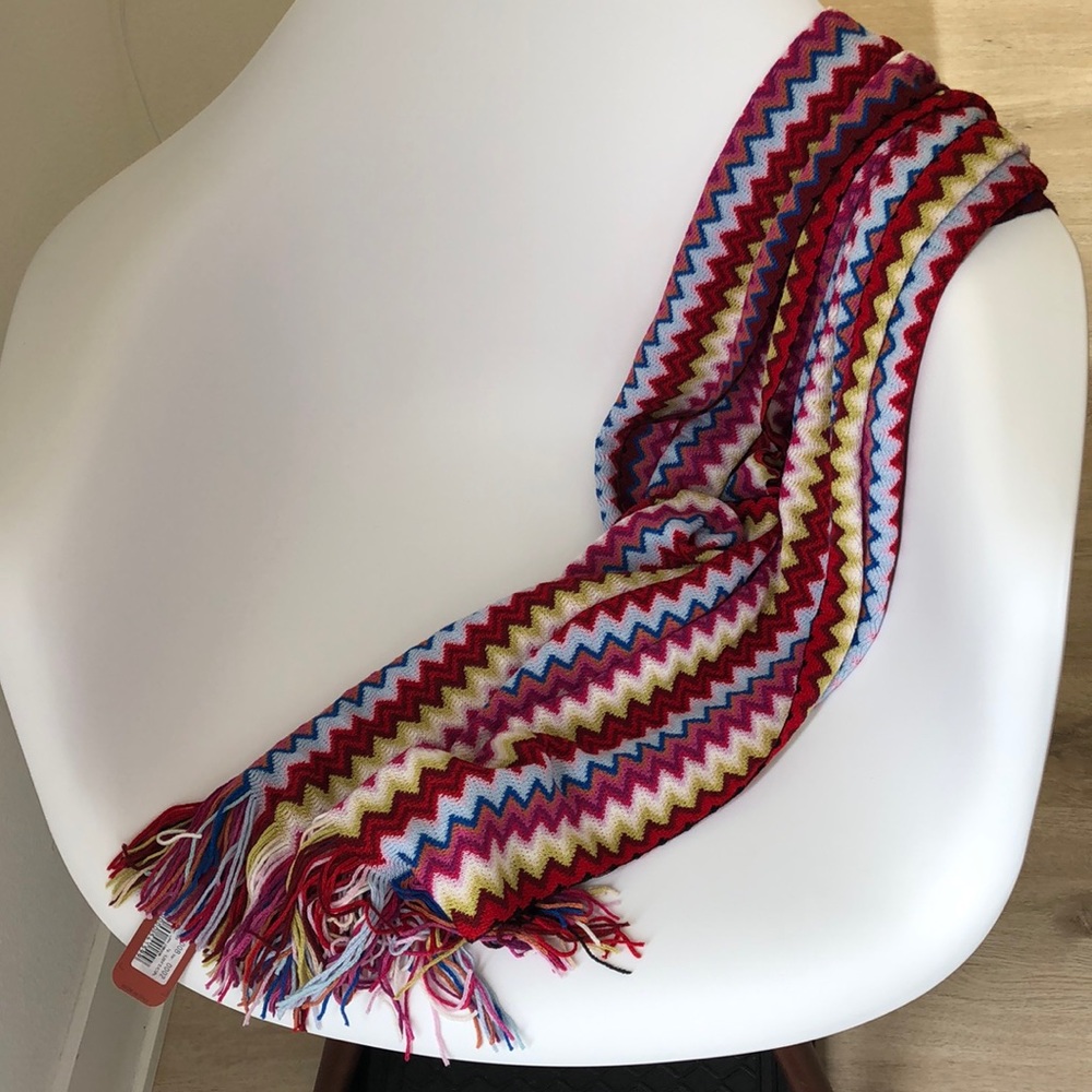Missoni knit scarf